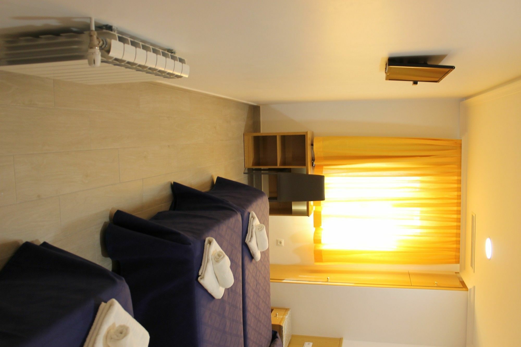 Hostal Conchita Legazpi Madrid Exterior photo