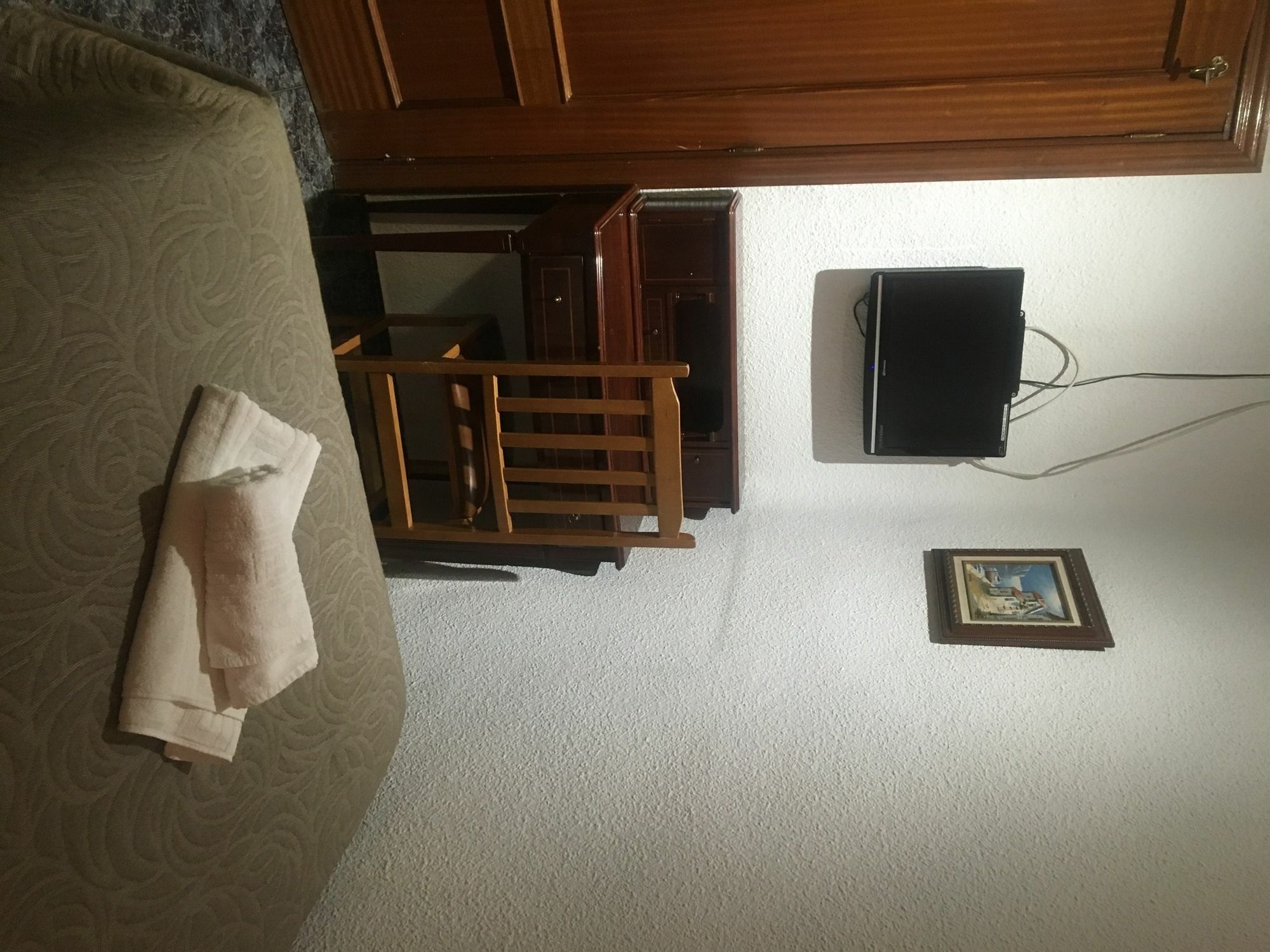 Hostal Conchita Legazpi Madrid Exterior photo